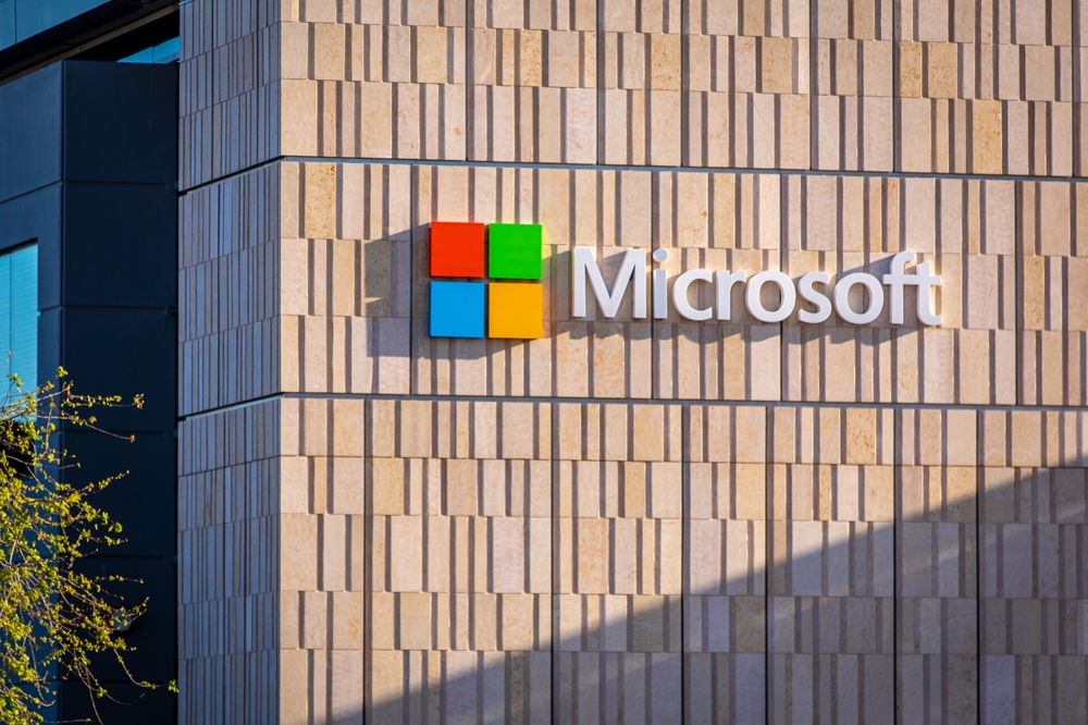 Microsoft od apríla vzrástol už o viac ako 20 %*: Znamená to koniec korekcie?