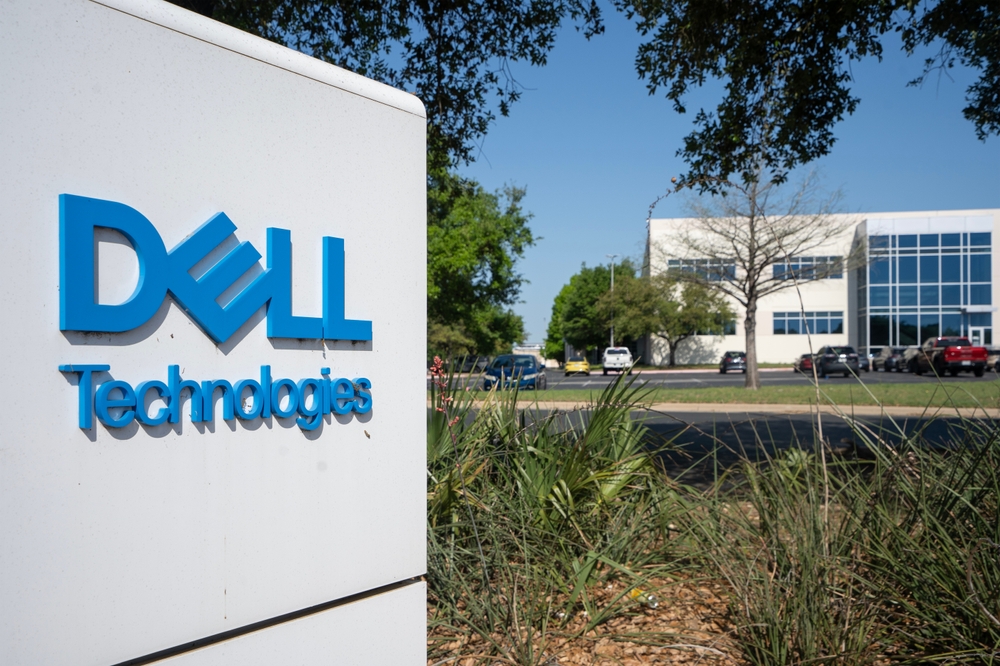 Dell v ére umelej inteligencie: Prekonanie očakávaní a miliardové očakávania tržieb